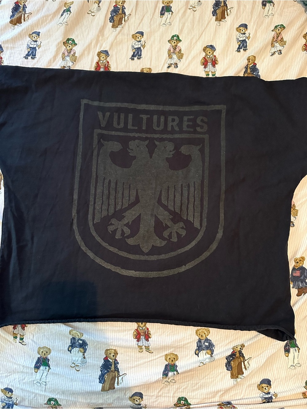 Vultures Black Kanye west  Graphic Tee